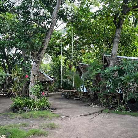 Georgia'S Neverland Hostel เกาะมาลาปัสกัว ภายนอก รูปภาพ