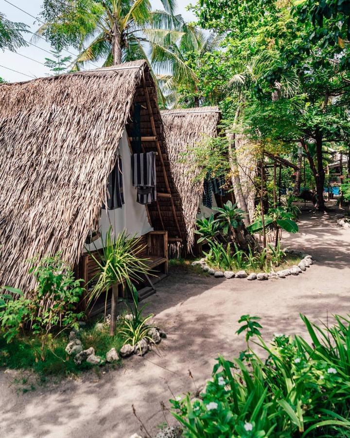 Georgia'S Neverland Hostel เกาะมาลาปัสกัว ภายนอก รูปภาพ